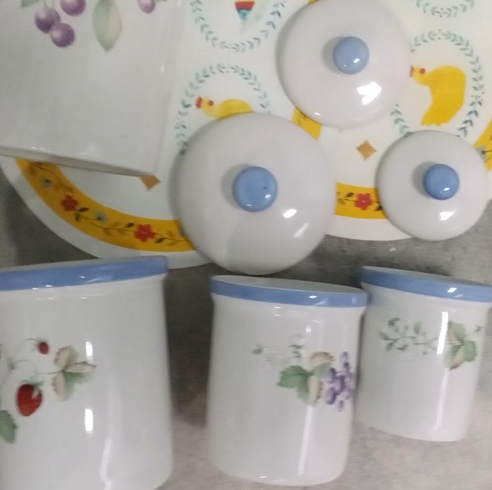 Kitchenware - Picture 5 of 9